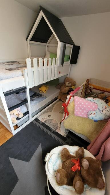 Omi'S Nest, Fuer Klein Und Gross Apartment Oberburen Exterior photo